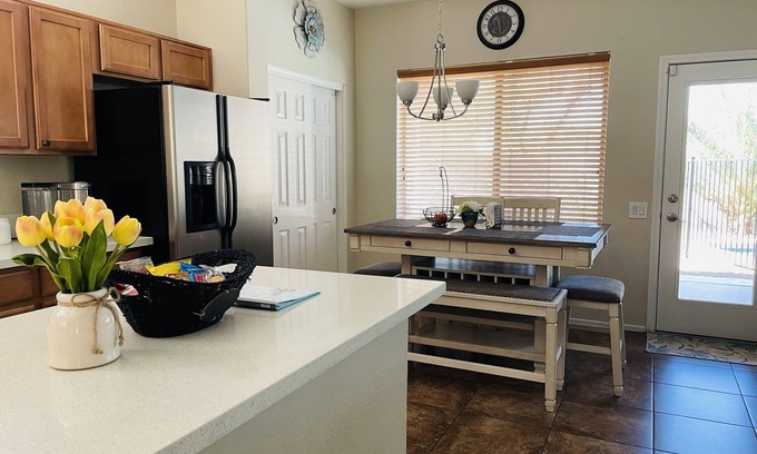 Sheely Farms House | Lovely and spacious home!10 minutes away to the State Farm Stadium.