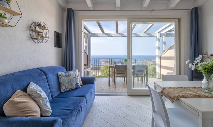 Paduledda Apartment | Lovely apartment for 4 guests with A/C, pool, TV, terrace and pets allowed