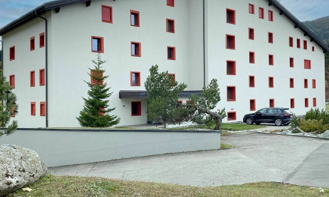 Parpan Apartment | Lovely apartment for 6 people with WIFI, TV and balcony