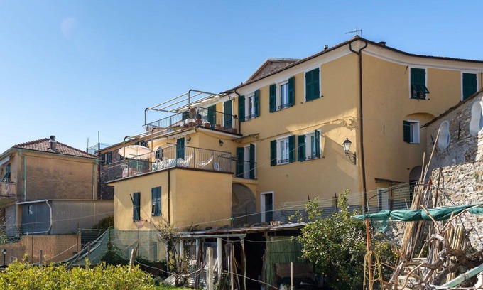 Vasia Apartment | Lovely apartment for 6 guests with WIFI, terrace and pets allowed