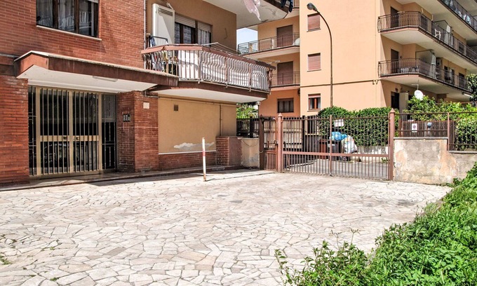 Formia Apartment | Lovely apartment for 8 people with A/C, WIFI, TV, balcony and pets allowed