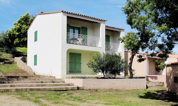 Aregno Apartment | Lovely apartment for 2 people with WIFI, TV, terrace and parking