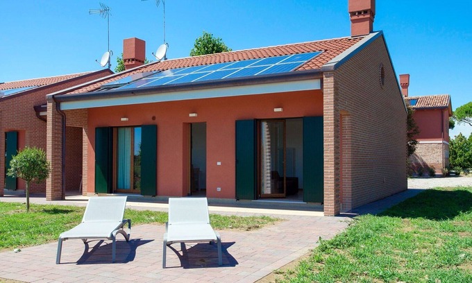 Cavallino-Treporti Apartment | Lovely apartment for 8 guests with WIFI, A/C, TV and patio