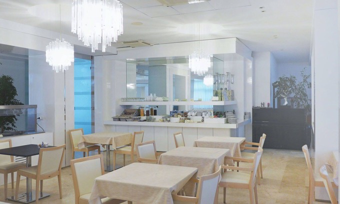 Marina di Vasto Apartment | Lovely apartment for 5 guests with WIFI, A/C, pool, TV, patio and pets allowed