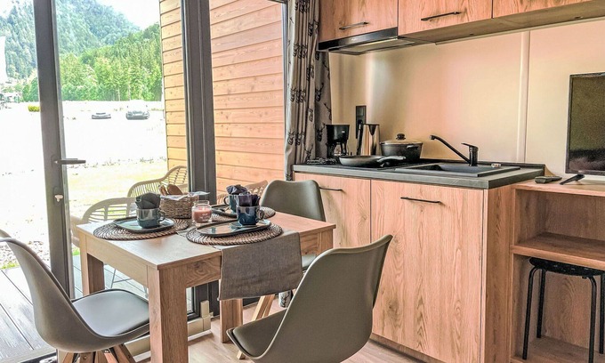 Fischbachau House | Lovely apartment in villa for 5 guests with A/C, TV and terrace