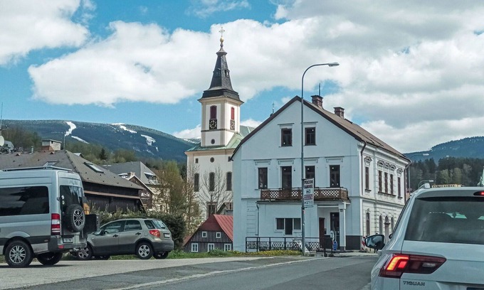 Rokytnice nad Jizerou Villa | Lovely apartment in villa for 12 guests with WIFI, TV, patio, pets allowed and panoramic view