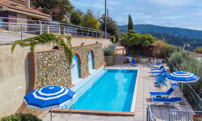 San Baronto Apartment | Lovely apartment for 4 guests with pool, WIFI, TV, terrace, pets allowed and panoramic view
