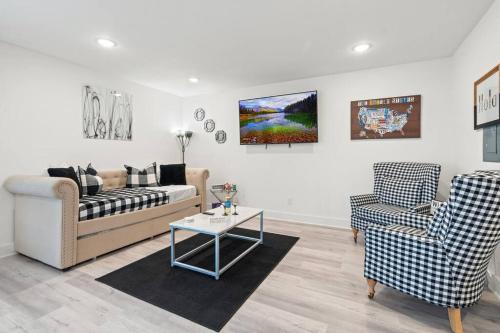 Peak's Suburban Addition Apartment | Lovely Apt 5mins from Big Tex Free Prk