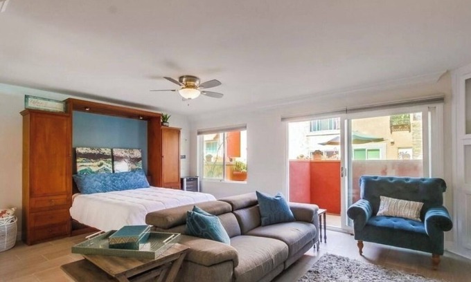 North Pacific Beach Condo | Lovely beach condo with premium amenities!