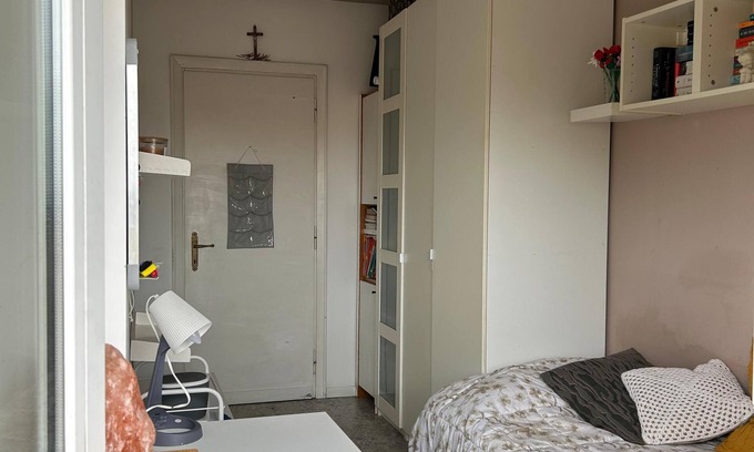 Ciampino House | Lovely bright little room