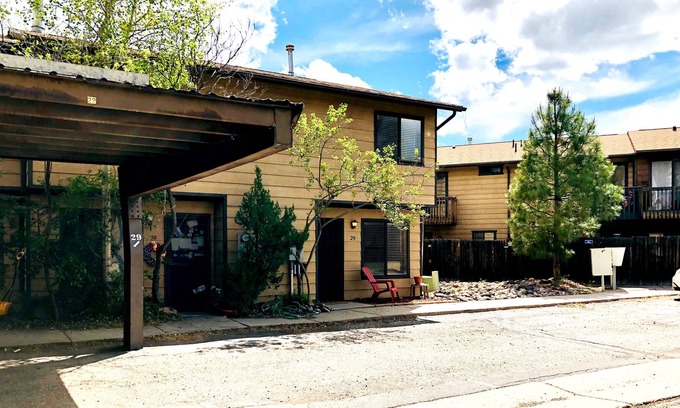 Flagstaff Condo | Lovely Flagstaff apartment in the center!
