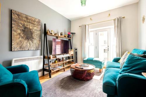 Bristol Floating Harbour Apartment | Lovely Harbourside Apartment with Free Parking