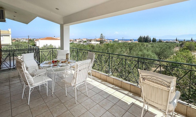 Xylokastro-Evrostina House | Lovely home in Kamari Xylokastro