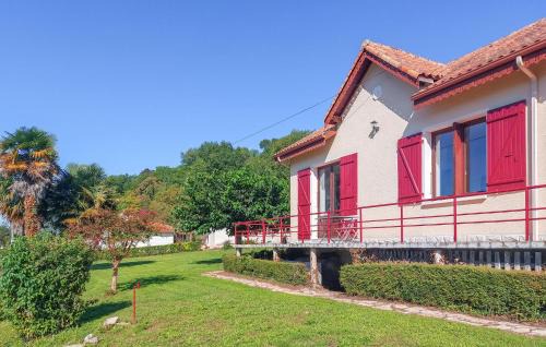 Nanteuil-en-Vallee House | Lovely Home In Nanteuil-En-Vallée With Wifi