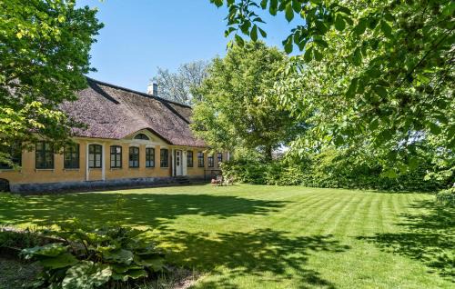 Arø House | Lovely Home In Haderslev With Kitchen