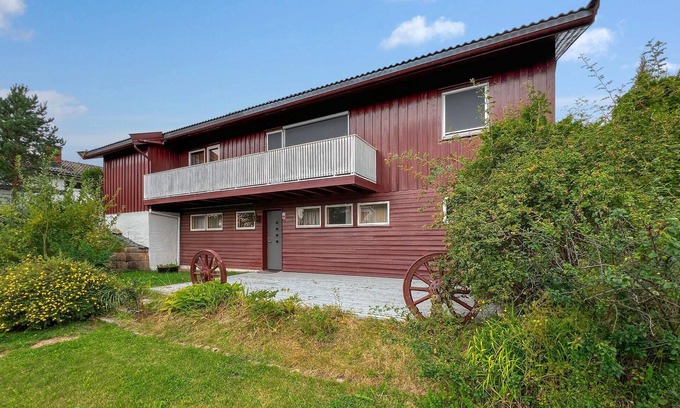 Hamar House | Lovely home in Hamar with WiFi