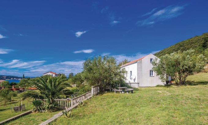 Rab Town House | Lovely home in Supetarska Draga