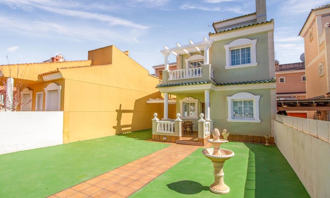 Gran Alacant House | Lovely Home with swimming pool