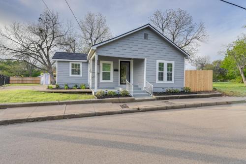 Waco House | Lovely Home with Yard Near Dtwn Waco!