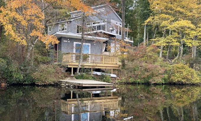 North Stonington House | Lovely Lakeside Getaway-Close to Beach, Wineries, Casinos