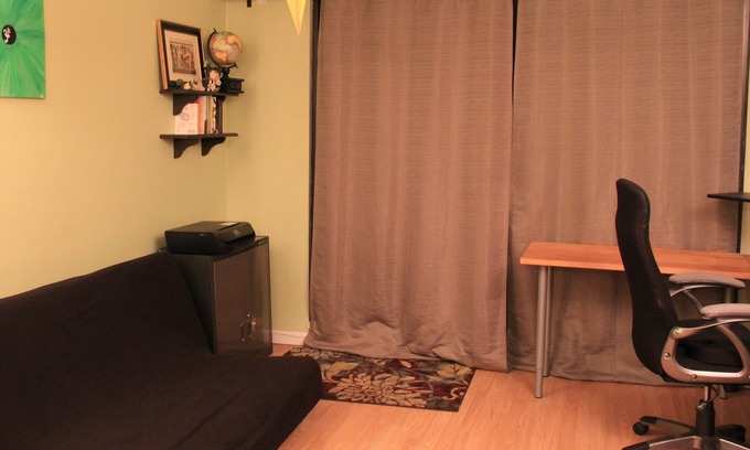 Lower Lonsdale Condo | Lovely one bedroom condo with large patio