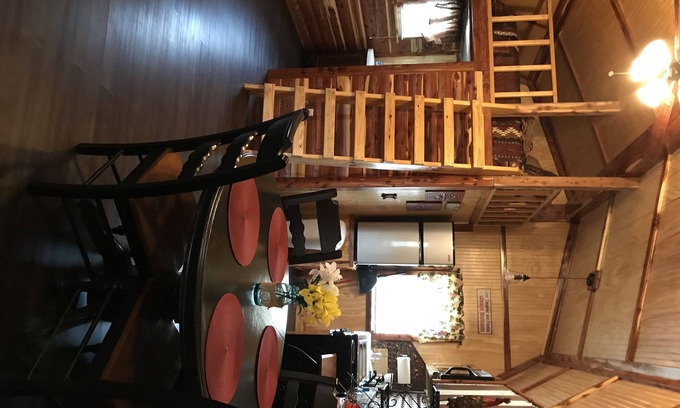 Hughes County Cabin | Lovely secluded rustic cabin within waking distance of Rocky Top Winery .