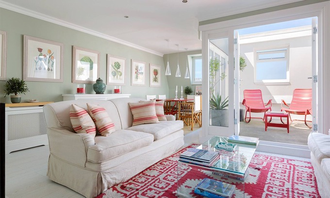 Westbourne Apartment | Lovely two bedroom flat with patio in Notting Hill