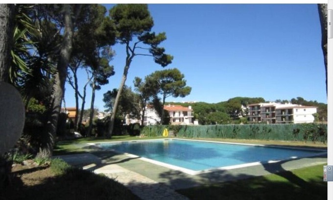 Calella de Palafrugell Apartment | Low with direct access to gardens and POOL. 50m Beach