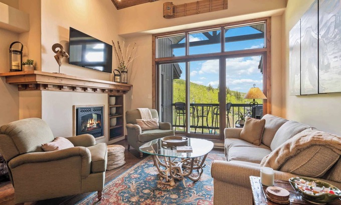 Beaver Creek Condo | Lower Borders 505
