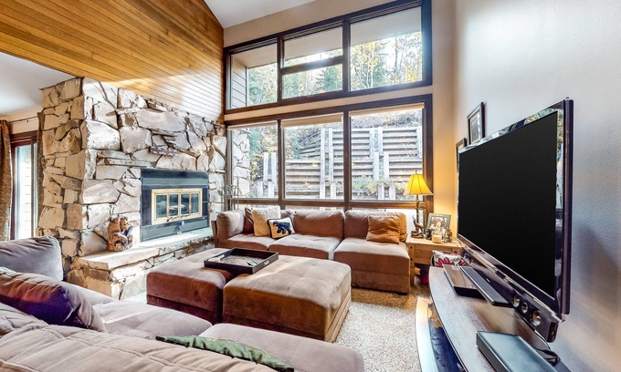 Deer Valley House | Lower Deer Valley Townhome Close to the Slopes W/Patio, Valley View & Free WiFi