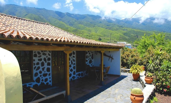 Brena Alta Cottage | LP1020 Holiday cottage in Breña Alta