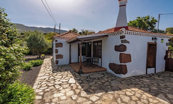 El Granel Cottage | LP1261 Cosy holiday cottage in Puntallana
