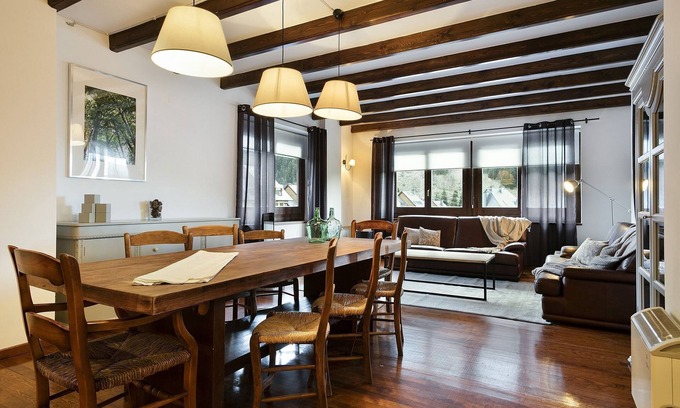 Baqueira Apartment | Luderna - Apartamento con terraza Bonaigua B2