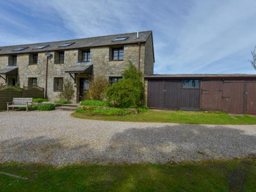 Newton Abbot House | Ludgate Cottage
