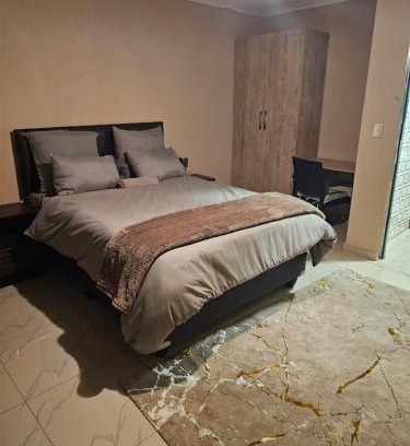 Thohoyandou Cabin | Luludi Botique Lodge