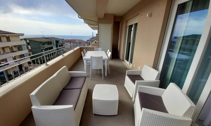 Tropea Apartment | Luminosissimo appartamento A 202