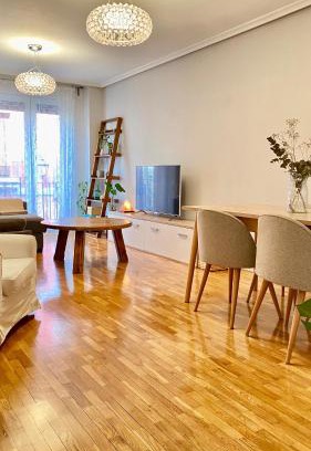 Old Town Apartment | Luna León