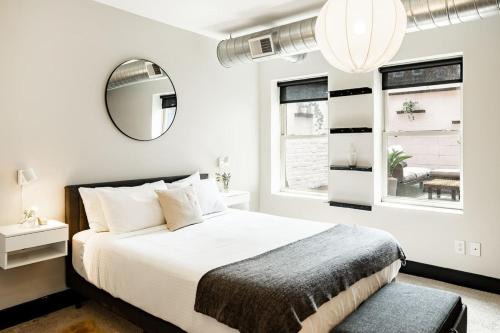 Pendleton Apartment | Lux Parkside 1BR - Patio - Sun Deck - Free Parking