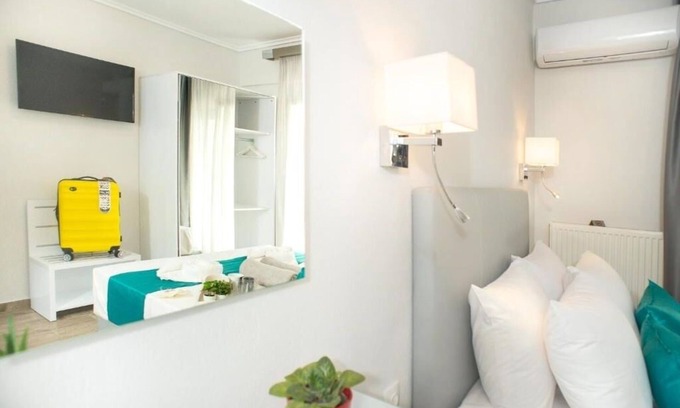 Perea Apartment | Lux VIP Apartments : Standard Studio with Back Viewnn