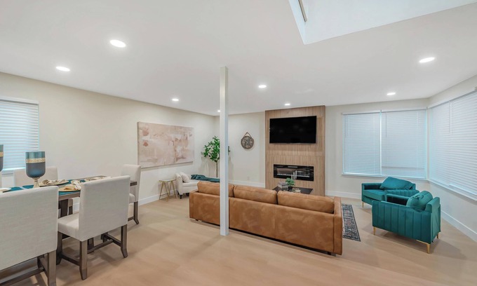 South San Jose House | Luxe Home Steps from Mall and Downtown Escape