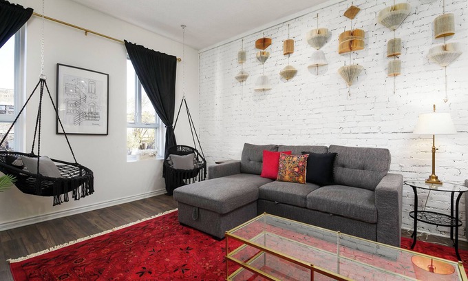 Plateau Mont Royal Apartment | Luxe Loft:Large 3BR + 3 on-suite Historic Plateau