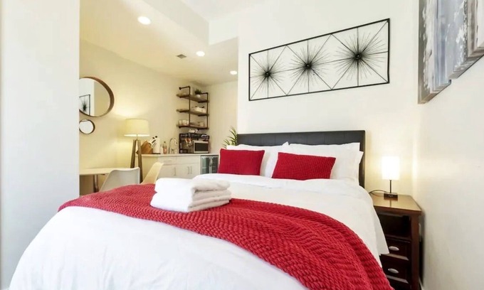 Sunnyside Apartment | Luxe Private Studio Minutes from Downtown Denver! (CDC Safe)