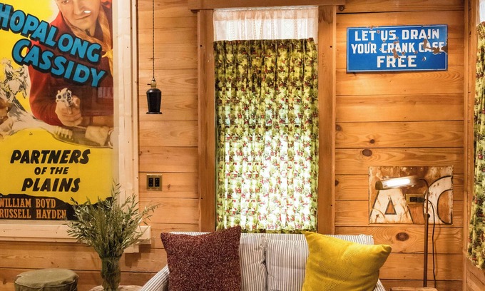 Bangs House | Luxe Roadside Gem in a Restored Texaco Station