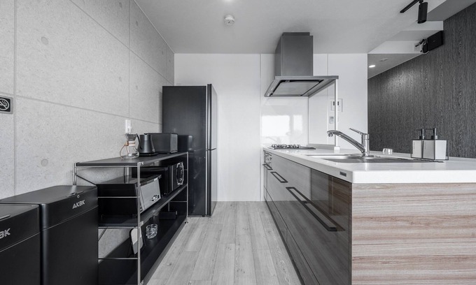 Higashi Apartment | LUXIA 503