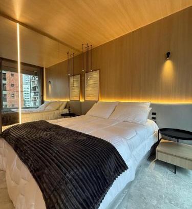 Itaim Bibi Apartment | Luxo na rua mais icônica do Itaim Bibi