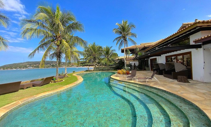 Village da Ferradura Villa | LuxoBrasil #BZ35 Villa Ocean Bliss 09 Bedrooms Beach Front Buzios Seasonal Rent