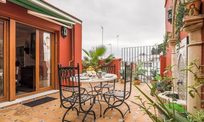 Santa Cruz Apartment | Luxurious 2 bedroom apartment in Santa Cruz. Private terrace! WIFI