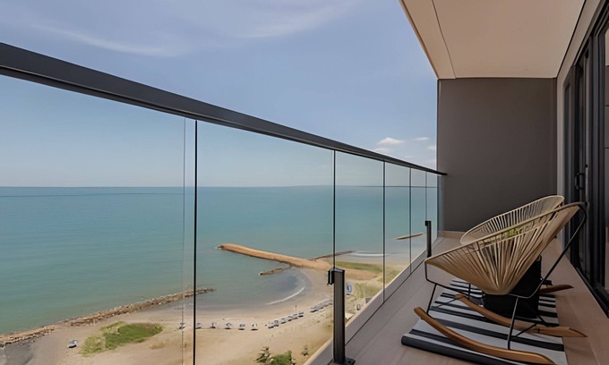 El Cabrero Apartment | Luxurious and NEW, Ocean View and Historic Center