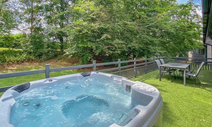 Stainton le Vale Ski Chalet | Luxurious and bespoke lodge, ideal for a family or a couple’s retreat.