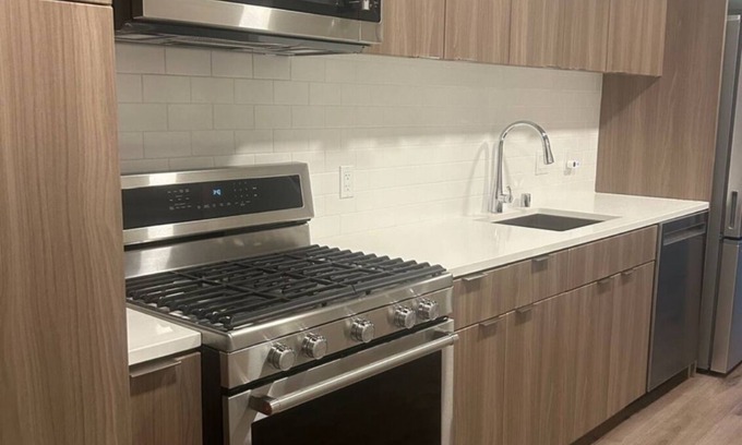 Downtown Oakland Apartment | Luxurious Downtown Suite